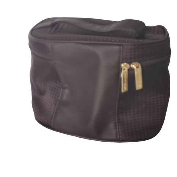 Estee Lauder Travel Bag Set - Picture 2 of 5